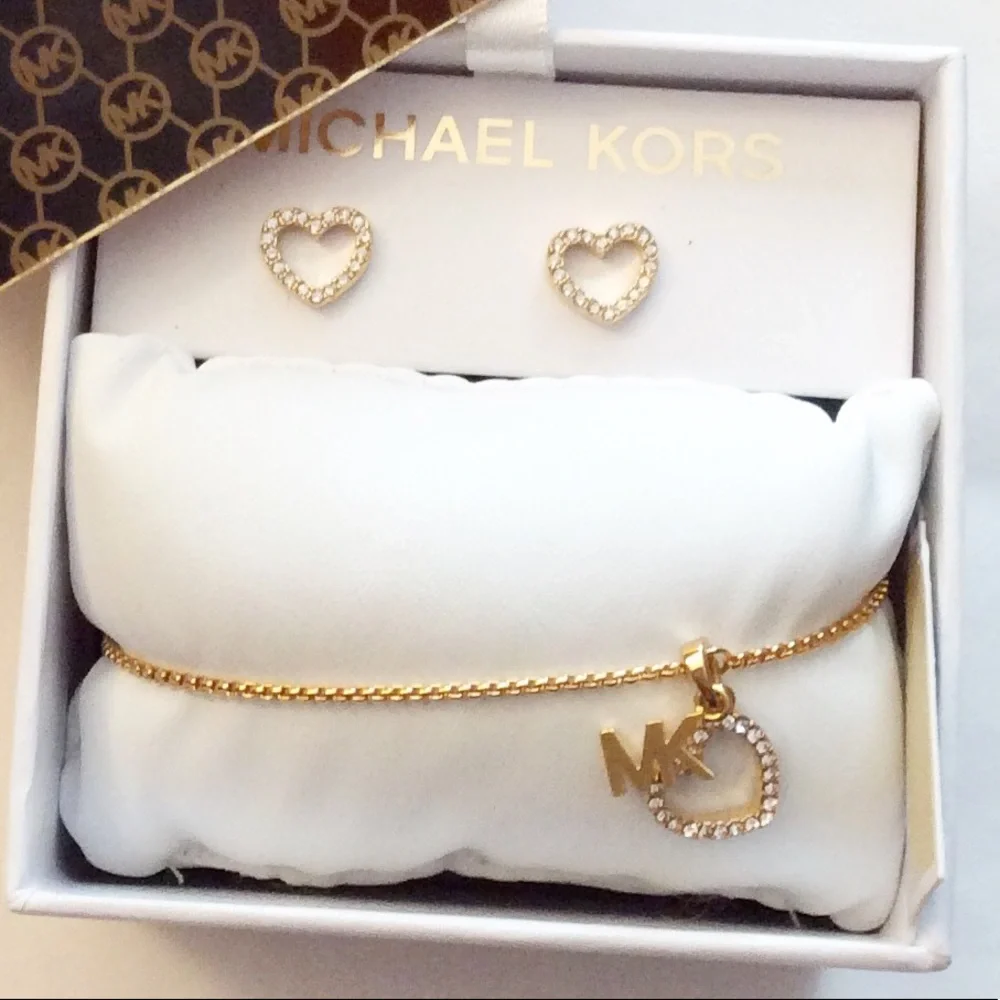 Michael Kors Pave Heart Earrings & Bracelet NWT - Picture 2 of 4